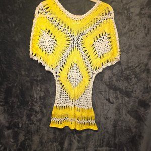 70's Looking Y.Laurent Yellow & White Crocheted Tunic Top Size M